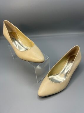 Lauren Ralph Lauren Cream Pointed-Toe Flats